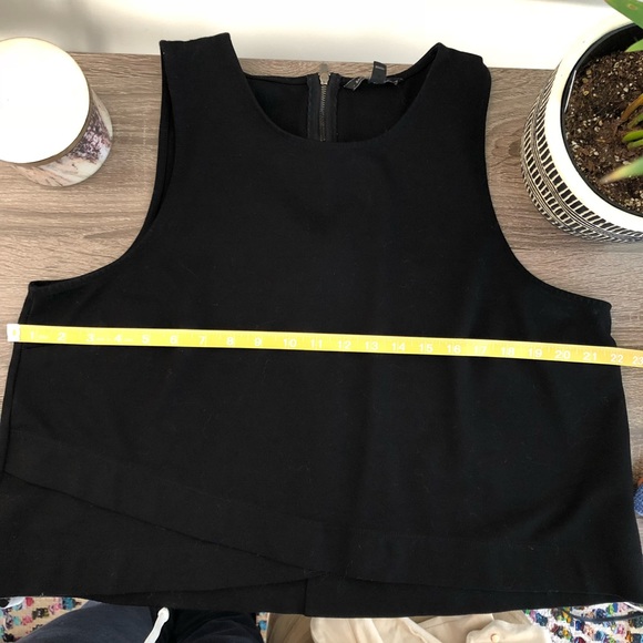 Banana Republic Black Tank with Zipper back - Picture 5 of 5